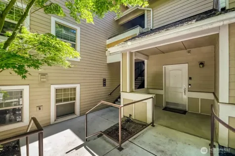 8535 Avondale Road NE Redmond WA 98052