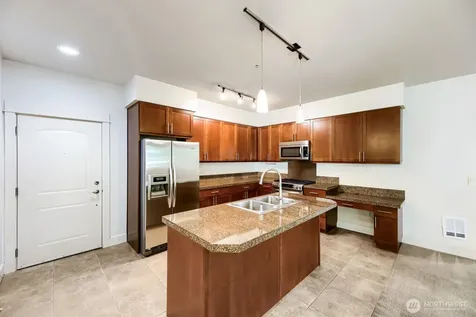 8535 Avondale Road NE Redmond WA 98052
