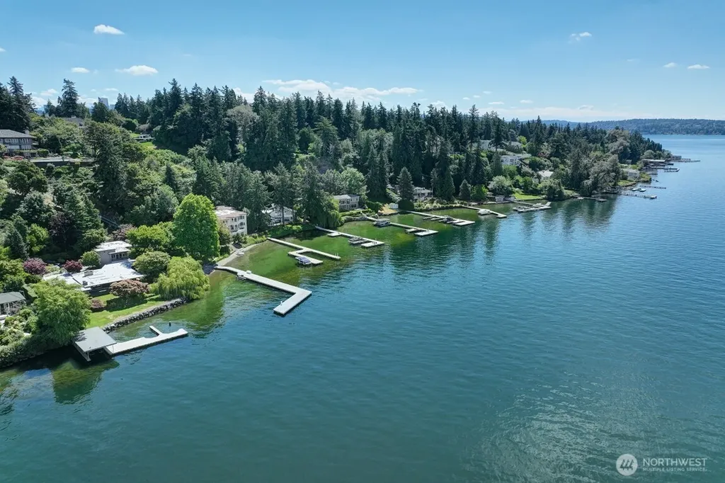 1605 73rd Avenue NE Medina WA 98039