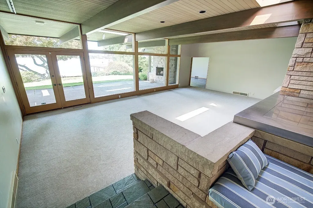 1605 73rd Avenue NE Medina WA 98039