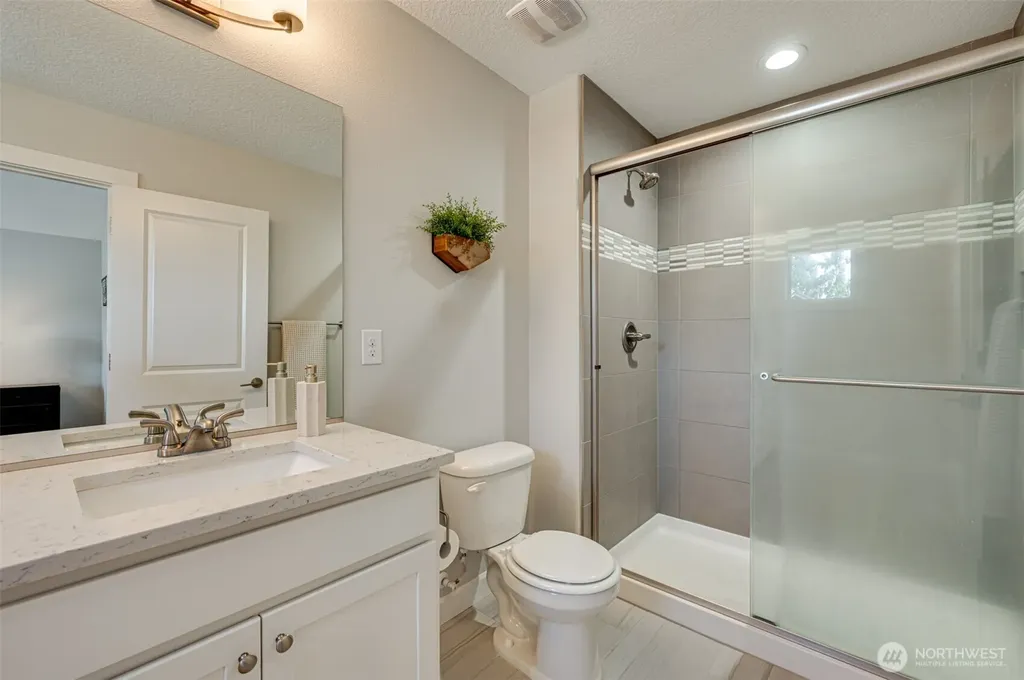 13731 NW 7th Place Vancouver WA 98685