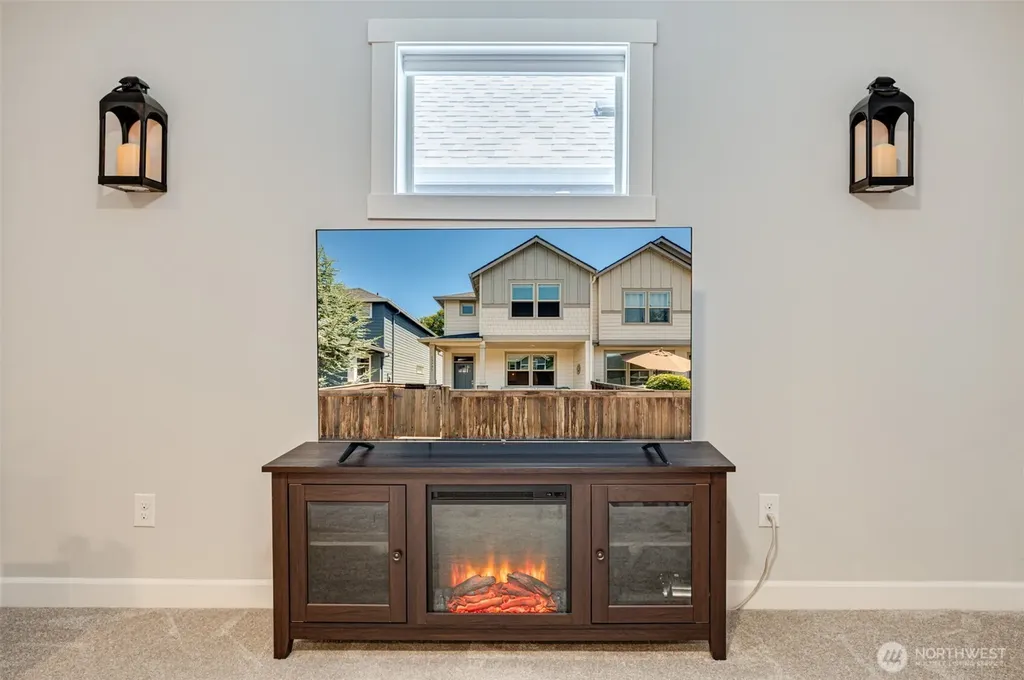 13731 NW 7th Place Vancouver WA 98685