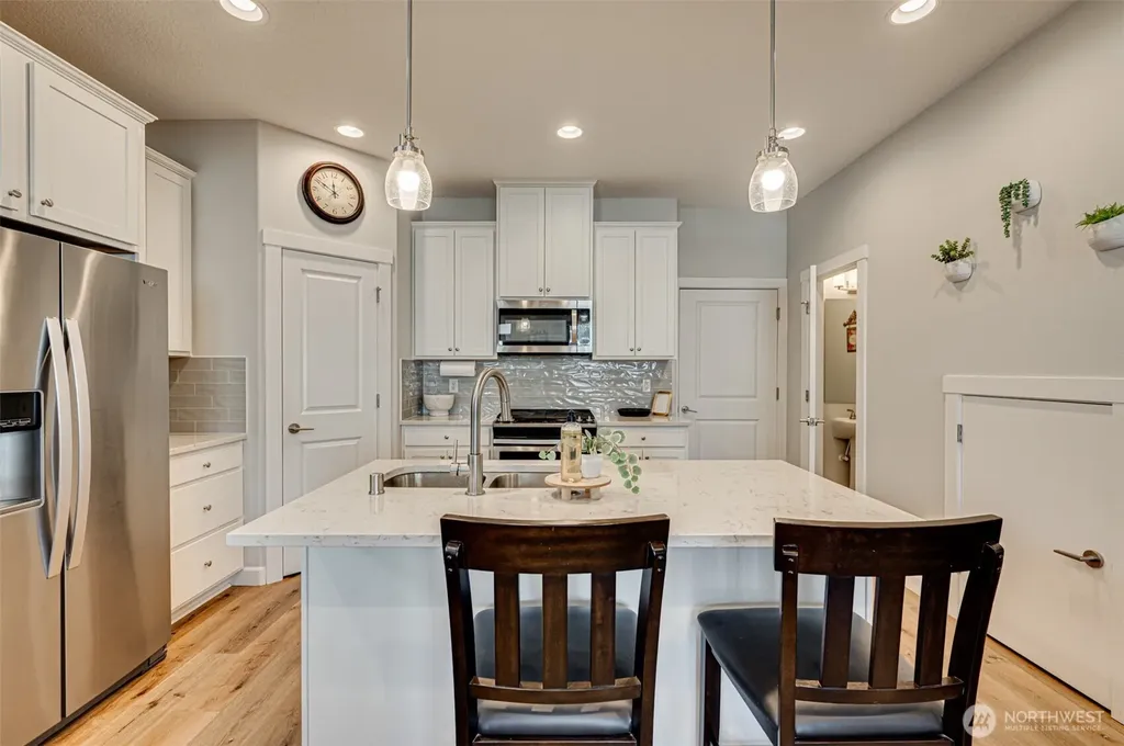 13731 NW 7th Place Vancouver WA 98685