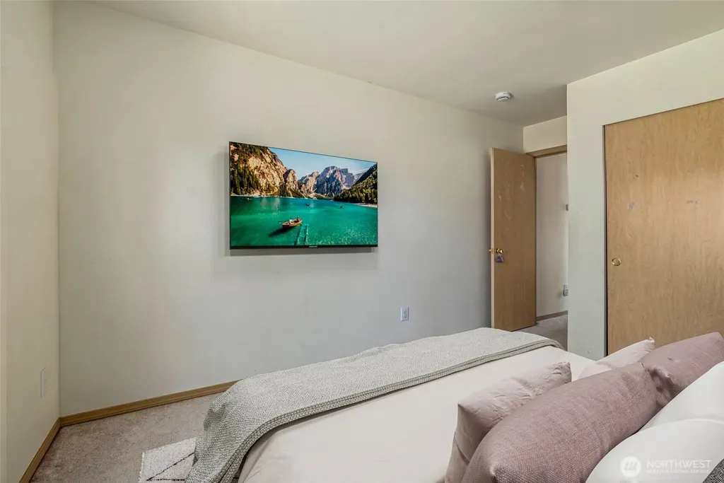 1073 Opal Lane Burlington WA 98233