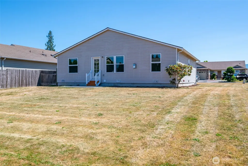 1073 Opal Lane Burlington WA 98233