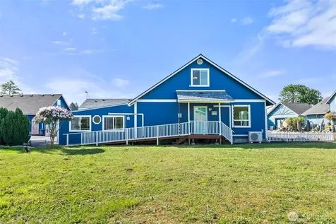 4 Bayshore Road South Bend WA 98586