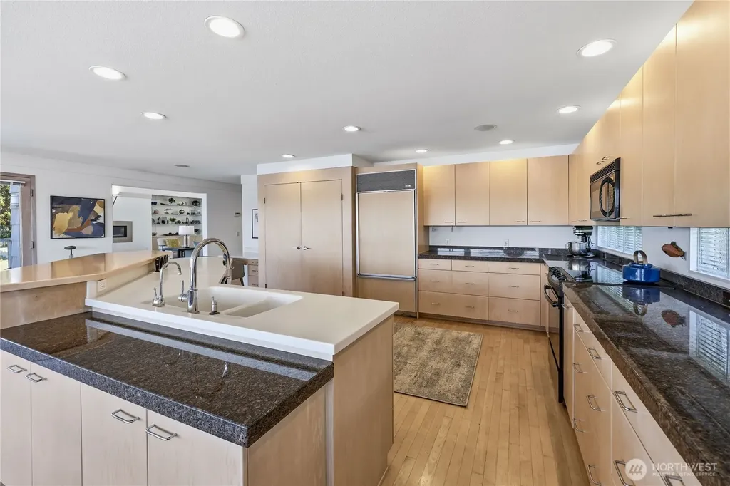5834 Packard Lane NE Bainbridge Island WA 98110