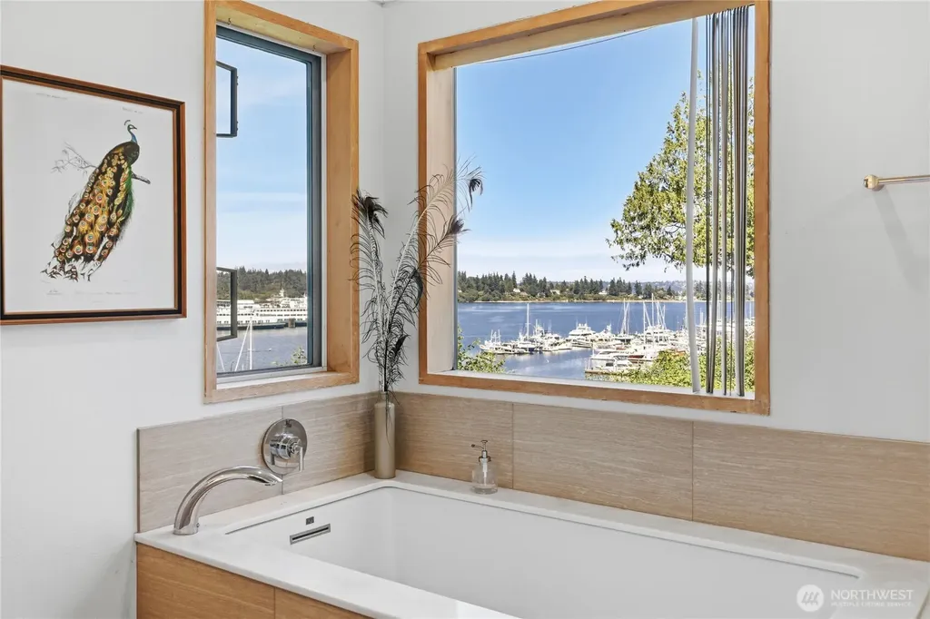5834 Packard Lane NE Bainbridge Island WA 98110