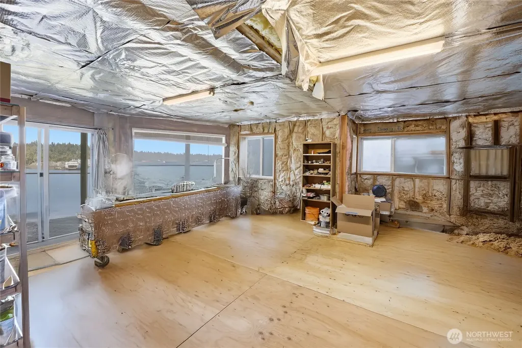 5834 Packard Lane NE Bainbridge Island WA 98110