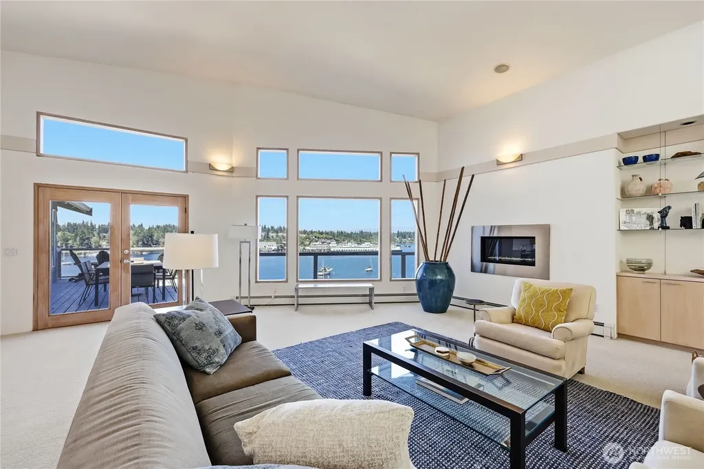 5834 Packard Lane NE Bainbridge Island WA 98110