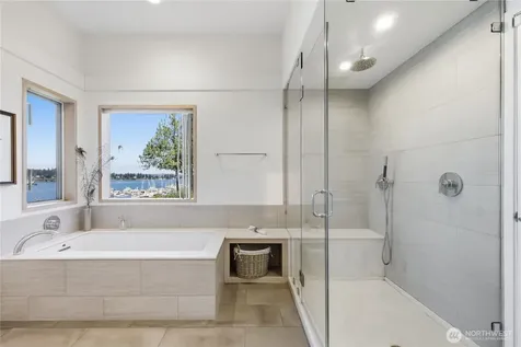5834 Packard Lane NE Bainbridge Island WA 98110