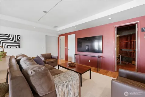 5834 Packard Lane NE Bainbridge Island WA 98110
