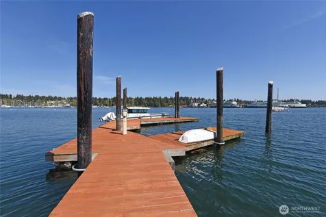 5834 Packard Lane NE Bainbridge Island WA 98110