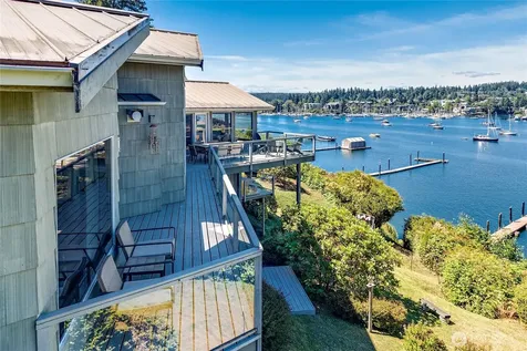 5834 Packard Lane NE Bainbridge Island WA 98110