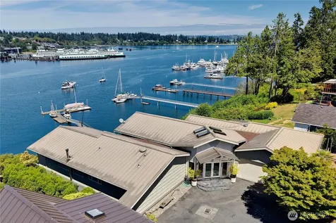 5834 Packard Lane NE Bainbridge Island WA 98110