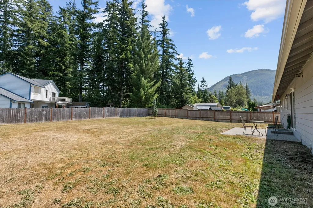 252 19th Street Gold Bar WA 98251