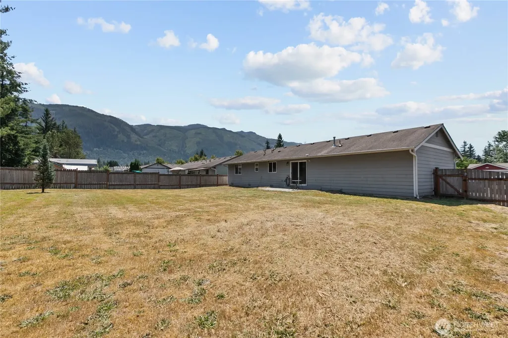 252 19th Street Gold Bar WA 98251