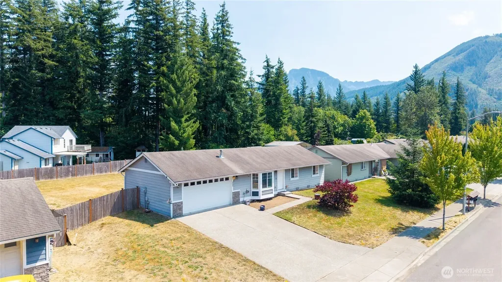252 19th Street Gold Bar WA 98251