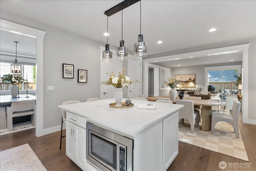 18829 33rd Avenue NE Lake Forest Park WA 98155