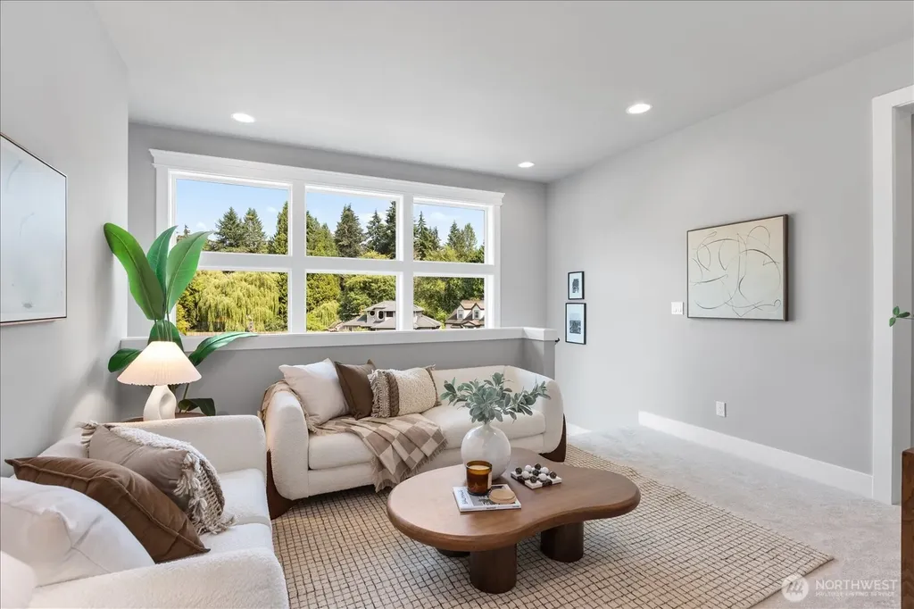 18829 33rd Avenue NE Lake Forest Park WA 98155