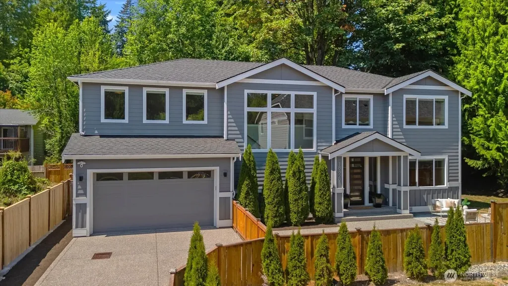 18829 33rd Avenue NE Lake Forest Park WA 98155