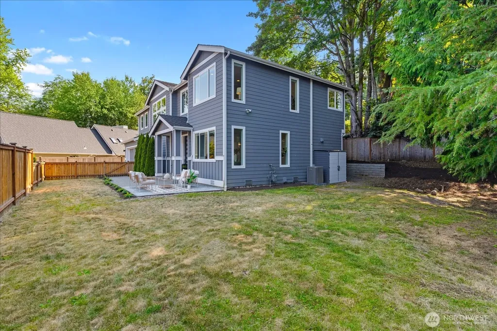 18829 33rd Avenue NE Lake Forest Park WA 98155
