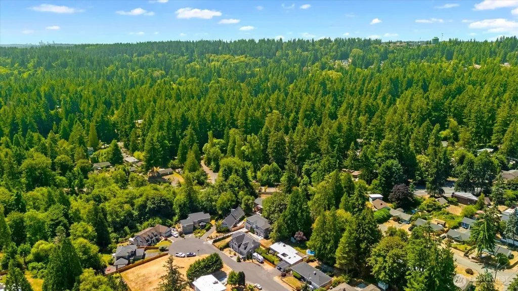 18829 33rd Avenue NE Lake Forest Park WA 98155