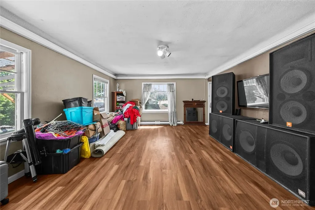 6823 60th Street E Puyallup WA 98371