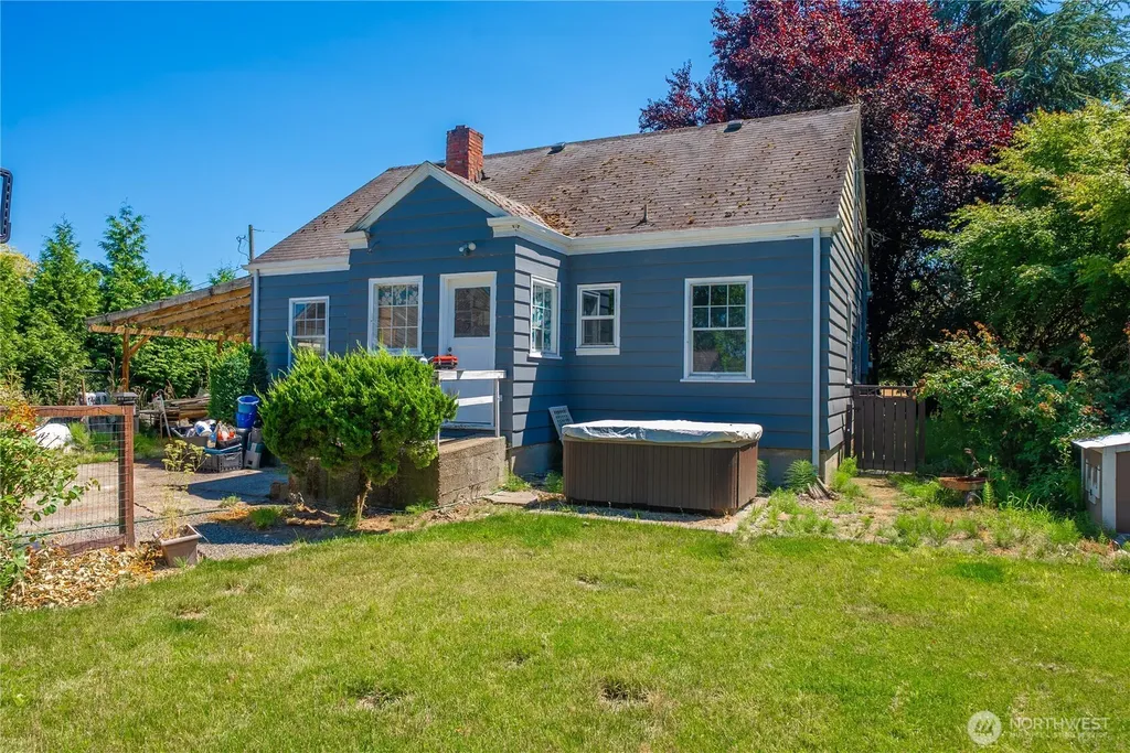 6823 60th Street E Puyallup WA 98371