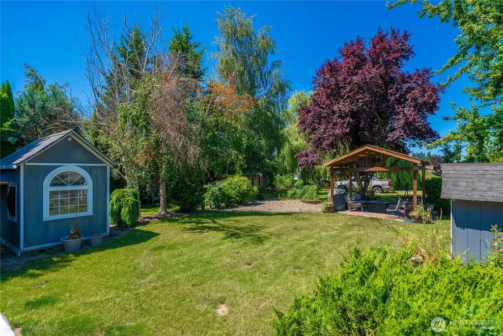 6823 60th Street E Puyallup WA 98371