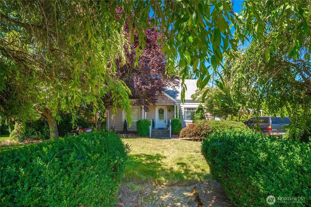 6823 60th Street E Puyallup WA 98371