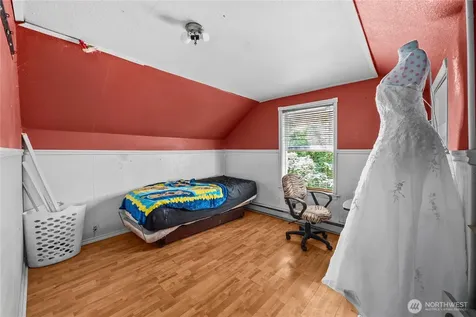 6823 60th Street E Puyallup WA 98371