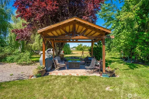 6823 60th Street E Puyallup WA 98371
