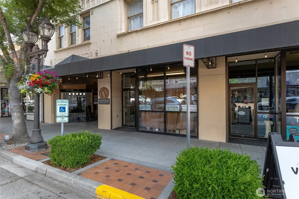 5 N Wenatchee Avenue Wenatchee WA 98801