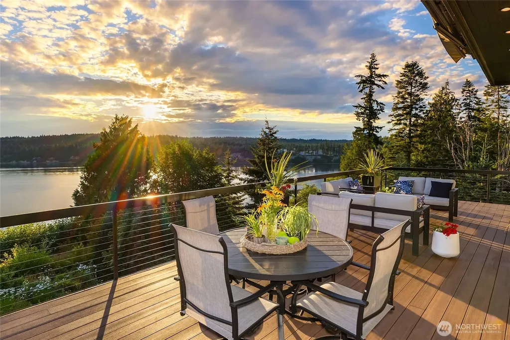 6400 NE Agate Beach Lane Bainbridge Island WA 98110