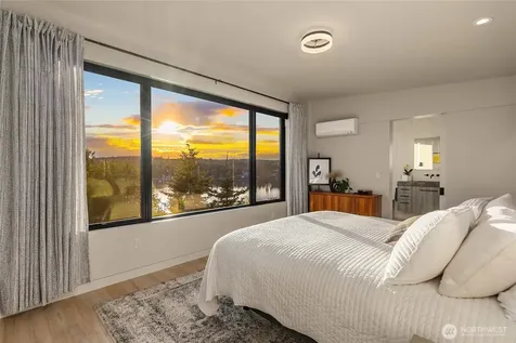 6400 NE Agate Beach Lane Bainbridge Island WA 98110