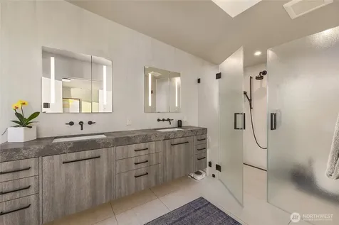 6400 NE Agate Beach Lane Bainbridge Island WA 98110