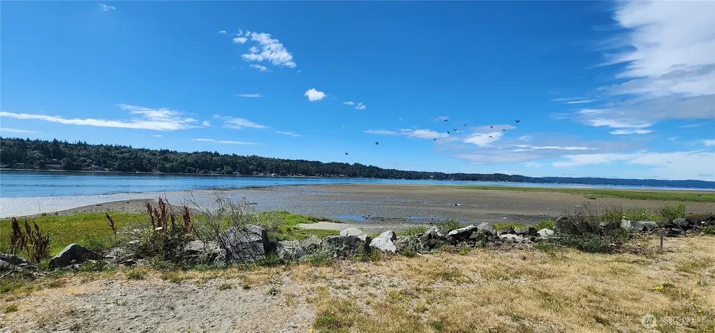 621 NE Gladwin Road Belfair WA 98528