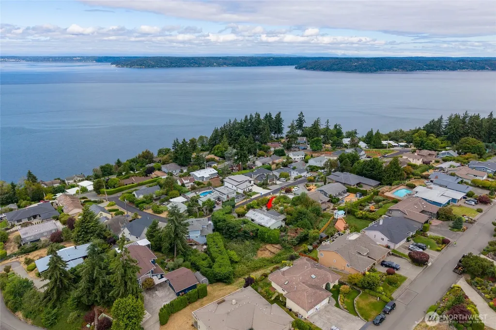 6107 Hawthorne Terrace NE Tacoma WA 98422