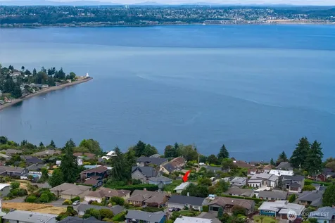 6107 Hawthorne Terrace NE Tacoma WA 98422