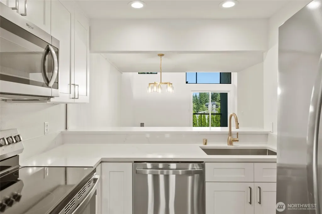 6582 137th Avenue NE Redmond WA 98052