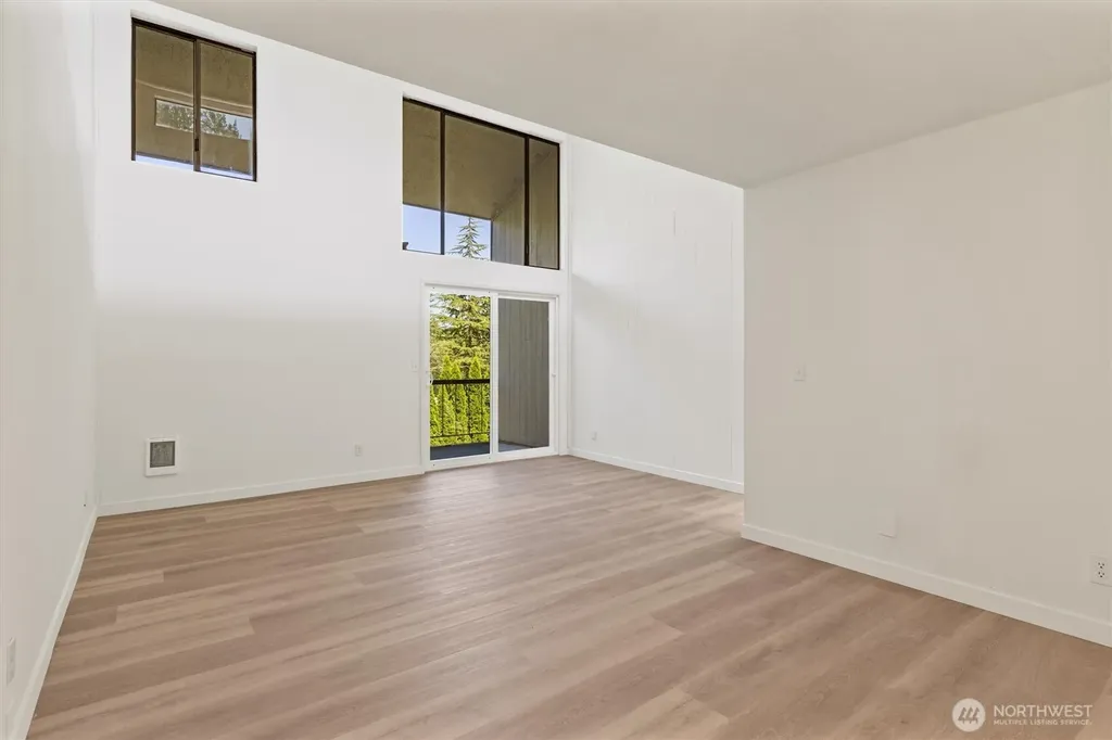 6582 137th Avenue NE Redmond WA 98052