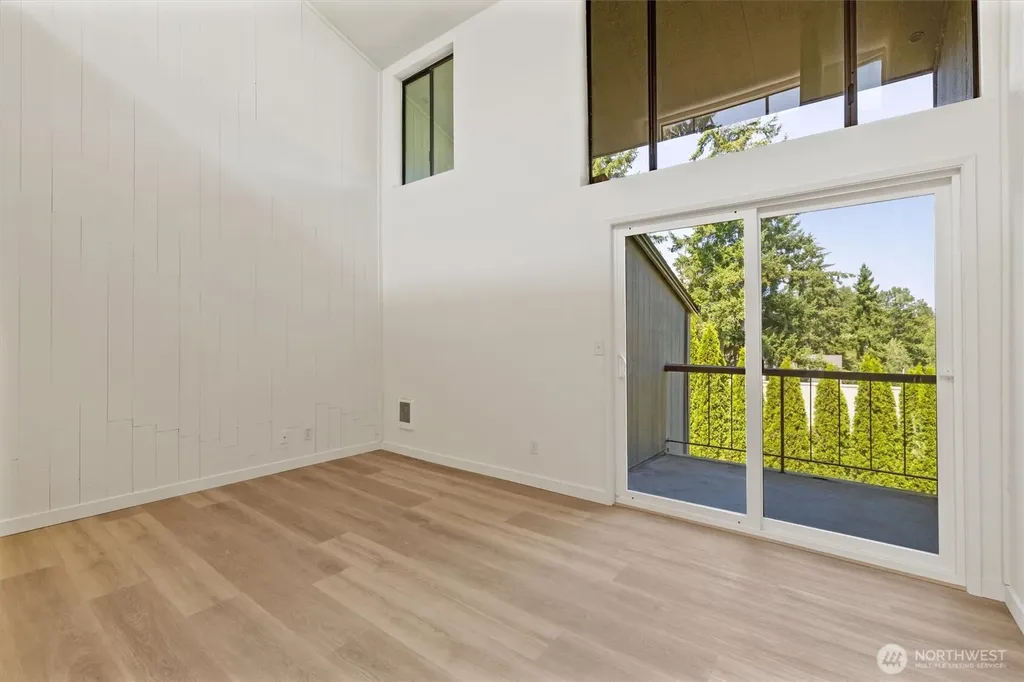 6582 137th Avenue NE Redmond WA 98052