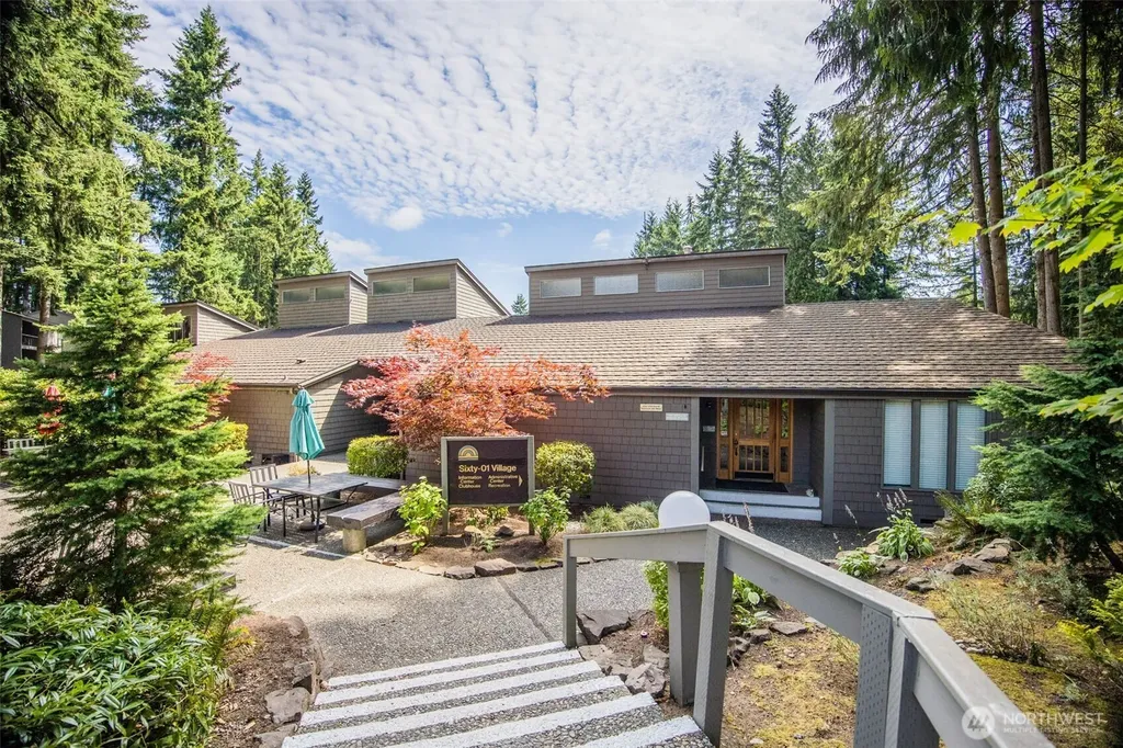 6582 137th Avenue NE Redmond WA 98052