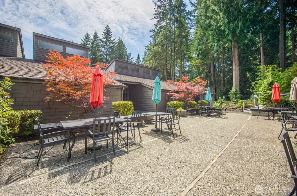 6582 137th Avenue NE Redmond WA 98052