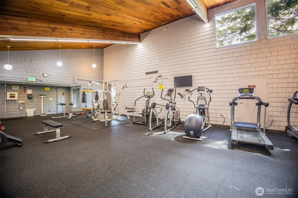 6582 137th Avenue NE Redmond WA 98052