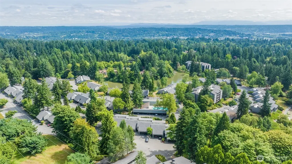 6582 137th Avenue NE Redmond WA 98052