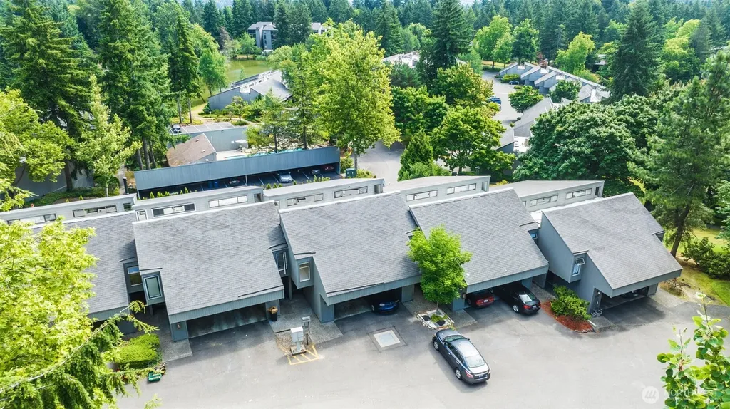 6582 137th Avenue NE Redmond WA 98052