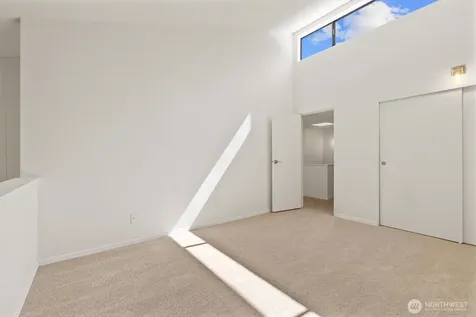 6582 137th Avenue NE Redmond WA 98052