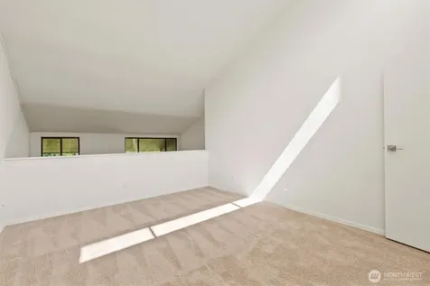 6582 137th Avenue NE Redmond WA 98052